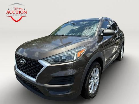 Used 2019 Hyundai Tucson Value FWD image 1