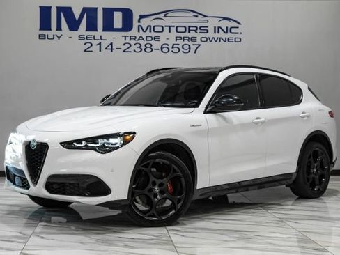 Used 2024 Alfa Romeo Stelvio Veloce AWD/4WD image 3