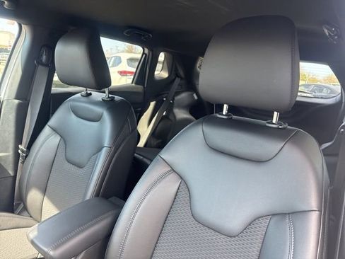 New 2026 Jeep Compass Latitude image 10