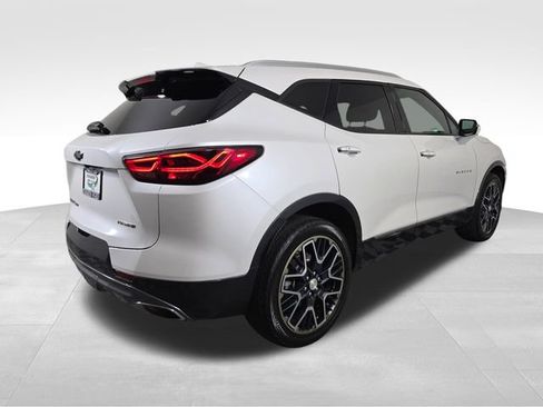 Used 2023 Chevrolet Blazer Premier AWD/4WD image 7