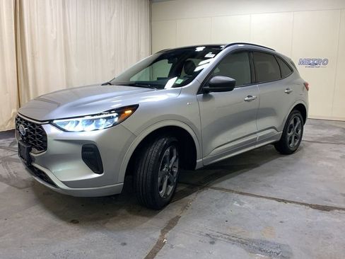 Certified 2023 Ford Escape ST-Line w/ Tech Pack #1 image 7