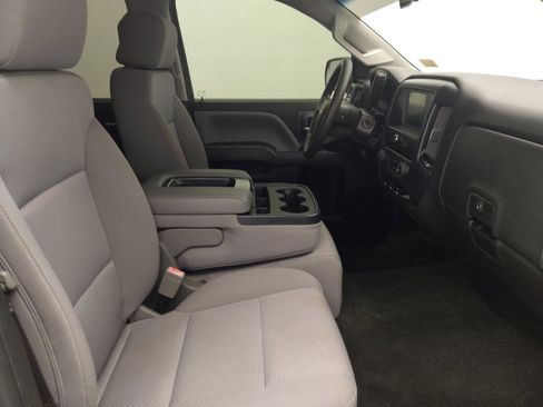 Used 2017 Chevrolet Silverado 1500 Custom w/ Custom Convenience Package RWD image 21