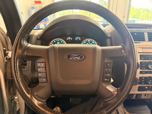 Used 2012 Ford Escape XLT AWD/4WD image 13