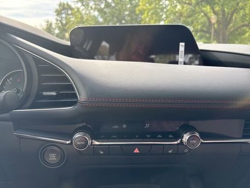 New 2026 MAZDA MAZDA3 Carbon image 17