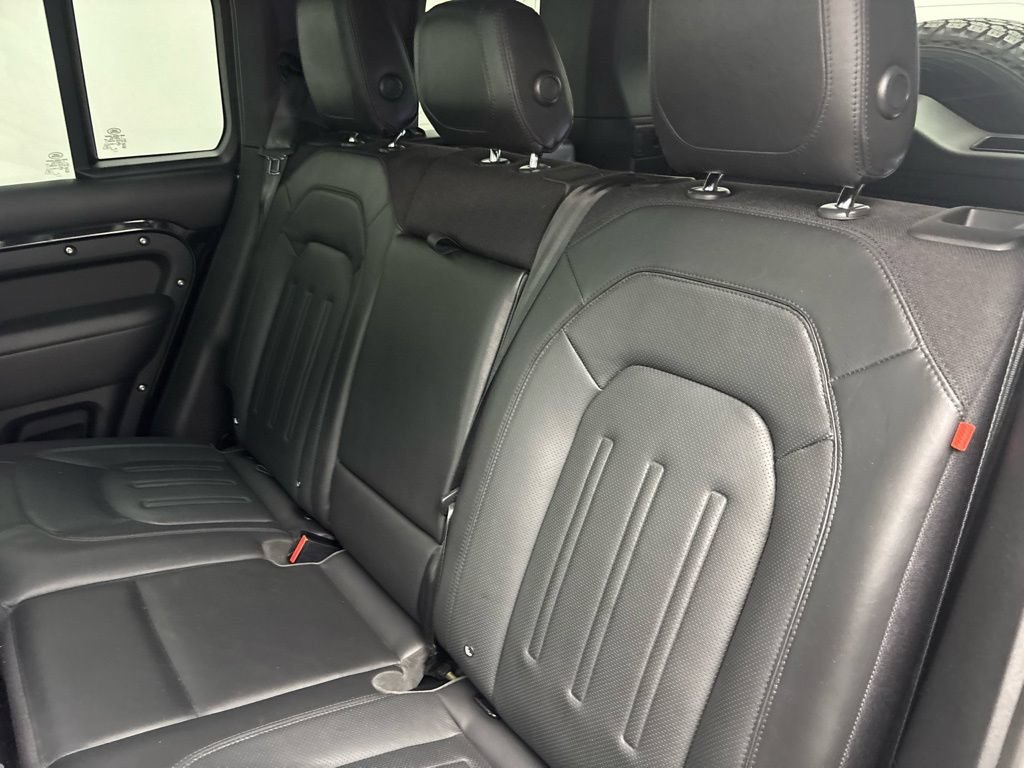 Used 2020 Land Rover Defender 110 X AWD/4WD image 47