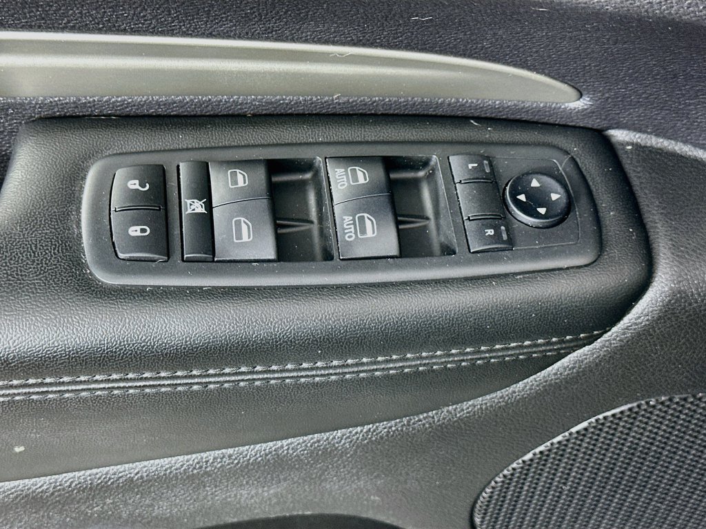 Certified 2018 Dodge Durango SXT w/ Quick Order Package 2BB AWD/4WD image 25