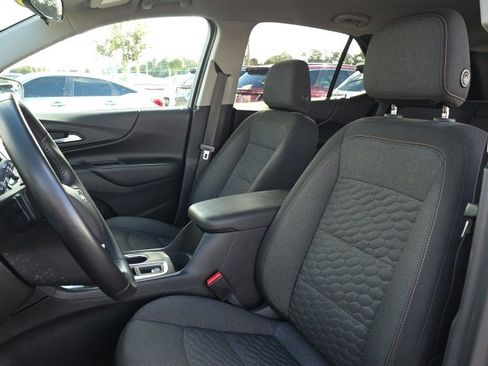 Used 2018 Chevrolet Equinox LT image 5