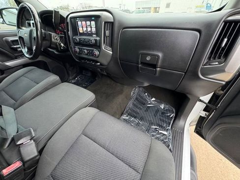 Used 2018 Chevrolet Silverado 1500 LT w/ LT Eassist Package image 31