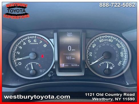Used 2020 Toyota Tacoma TRD Sport w/ Technology Package AWD/4WD image 28
