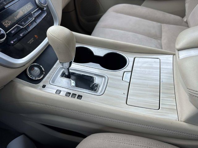Used 2015 Nissan Murano S FWD image 27