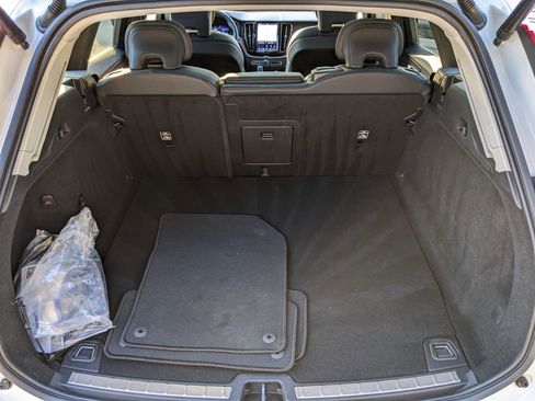 Certified 2024 Volvo XC60 T8 Plus w/ Protection Package Premier AWD/4WD image 26