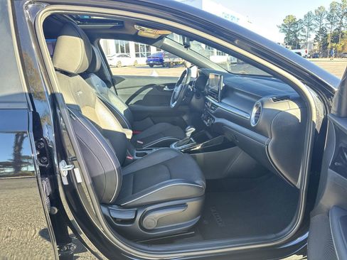 Used 2023 Kia Forte GT-Line w/ GT-Line Premium Package image 33