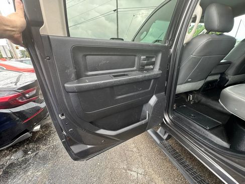 Used 2016 RAM 2500 Tradesman RWD image 19