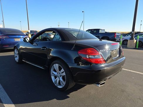 Used 2009 Mercedes-Benz SLK 350 image 2