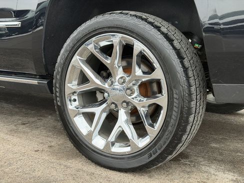 Used 2019 GMC Yukon Denali w/ Denali Ultimate Package image 27