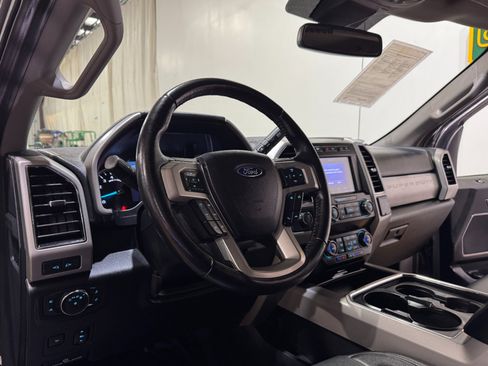 Used 2021 Ford F350 Lariat w/ Lariat Ultimate Package image 10