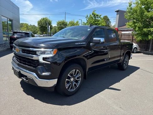 Used 2024 Chevrolet Silverado 1500 LT AWD/4WD image 1