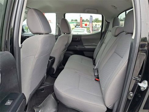 Used 2023 Toyota Tacoma SR image 9