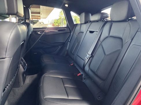 Used 2024 Porsche Macan w/ Premium Plus Package image 72