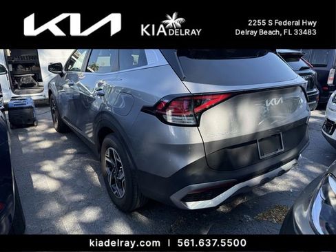 Used 2023 Kia Sportage LX FWD image 8