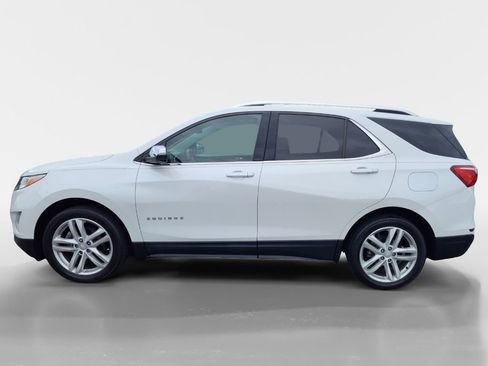 Used 2020 Chevrolet Equinox Premier image 3