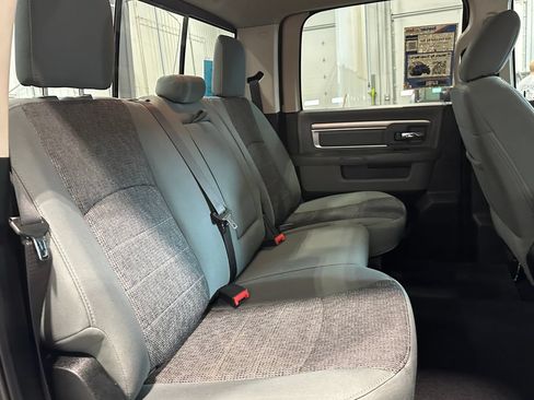 Used 2018 RAM 1500 Big Horn AWD/4WD image 31
