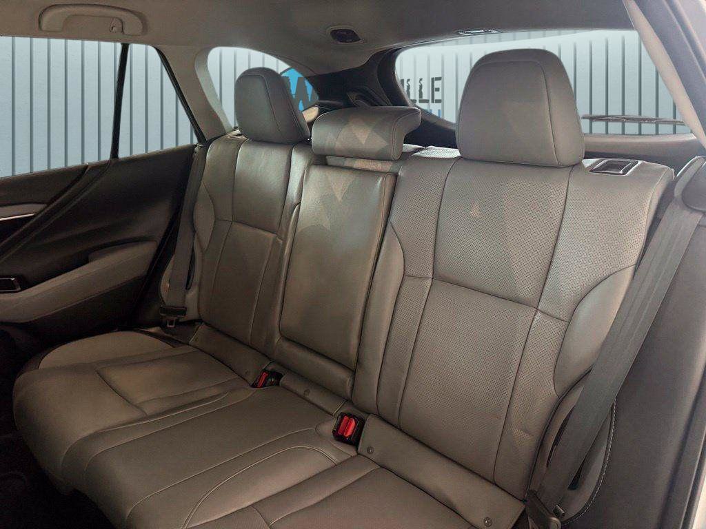 Used 2023 Subaru Outback Limited AWD/4WD image 22