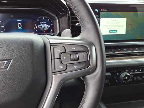 Used 2025 Chevrolet Silverado 1500 LT Trail Boss w/ Convenience Package II AWD/4WD image 31
