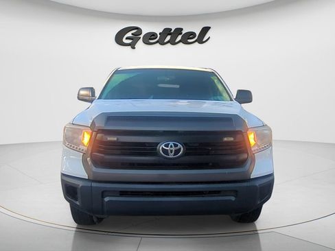 Used 2016 Toyota Tundra SR w/ Tow Package RWD image 2