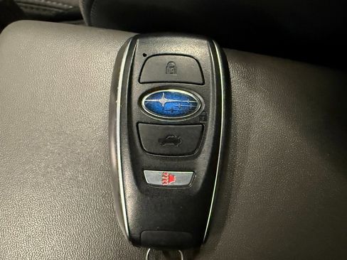 Used 2024 Subaru Crosstrek 2.0i Premium w/ Popular Package #4 image 17