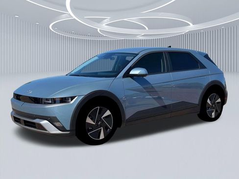 New 2026 Hyundai Ioniq 5 SEL RWD image 2