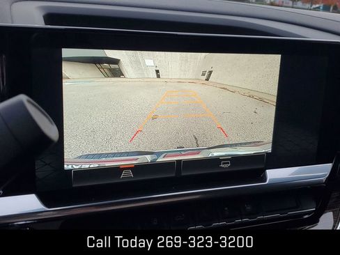 New 2025 GMC Sierra 2500 SLE w/ SLE Convenience Package image 16