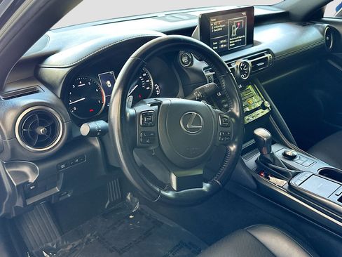 Used 2022 Lexus IS 300 w/ Accessory Package RWD image 9