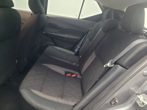 Used 2020 Nissan Kicks S FWD image 18