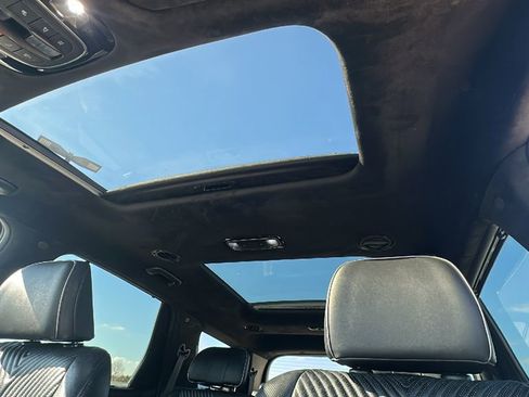 Used 2024 Hyundai Palisade Calligraphy image 5