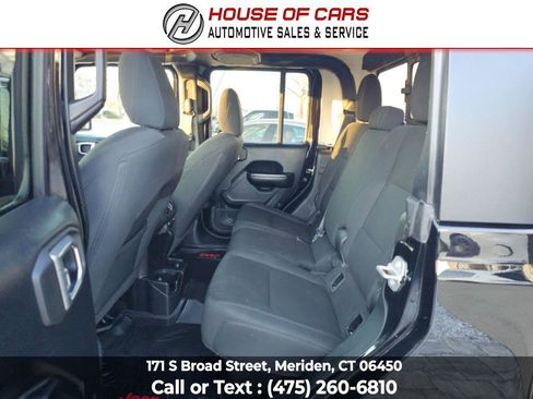 Used 2021 Jeep Gladiator Sport image 40