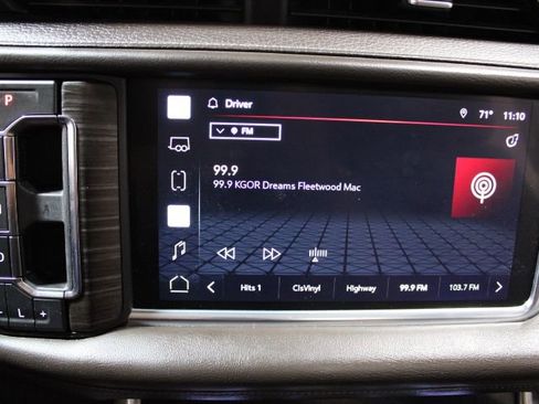 Used 2022 GMC Yukon XL Denali image 31