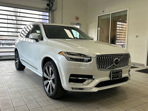 Certified 2024 Volvo XC90 B6 Ultimate image 5
