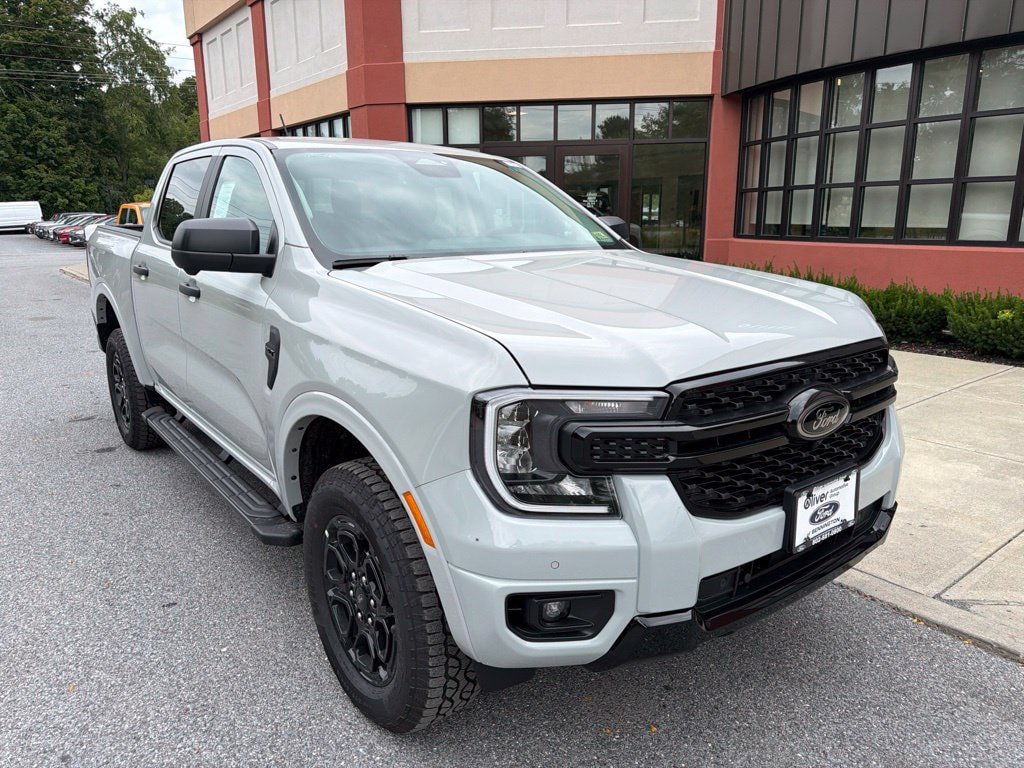 New 2026 Ford Ranger XLT w/ FX4 Off-Road Package AWD/4WD image 9