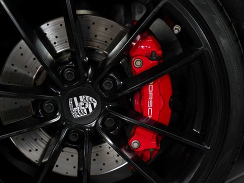 Used 2020 Porsche 911 Carrera S image 19