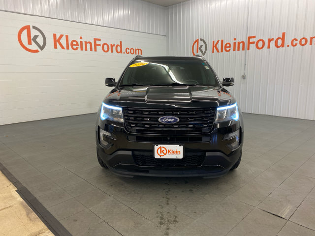 Used 2016 Ford Explorer Sport w/ Equipment Group 401A AWD/4WD image 2