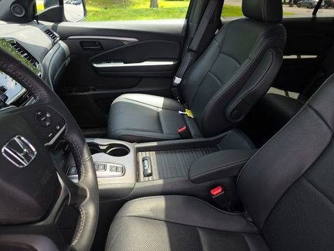 Used 2023 Honda Passport EX-L image 23