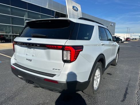 New 2026 Ford Explorer Active image 23
