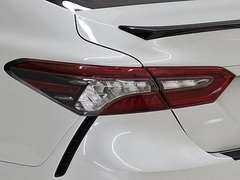 Used 2023 Toyota Camry XSE image 11