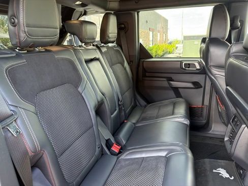 Used 2025 Ford Bronco Raptor AWD/4WD image 28