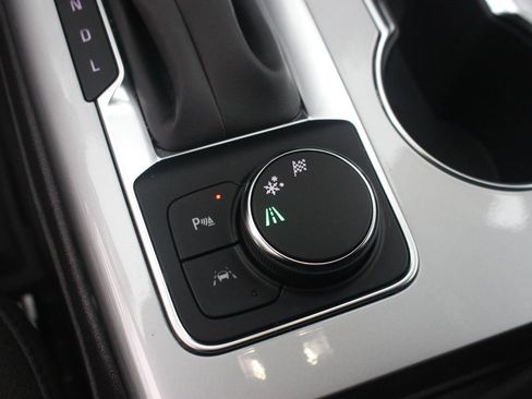 Used 2024 Chevrolet Blazer LT w/ Convenience Package FWD image 22