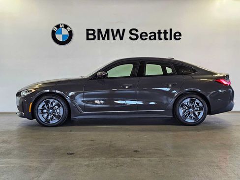 Used 2023 BMW i4 eDrive35 RWD image 3
