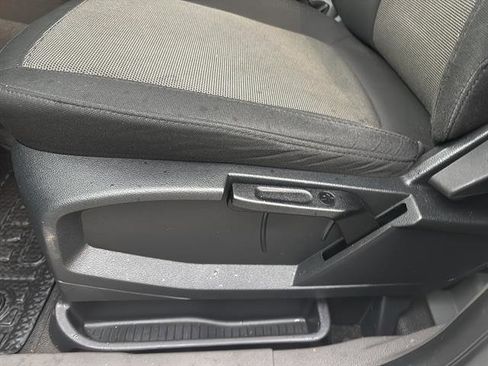 Used 2023 Ford Transit Connect XL image 12