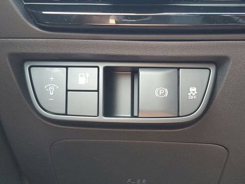 New 2025 Kia EV6 Light w/ Light LR Technology Package RWD image 19