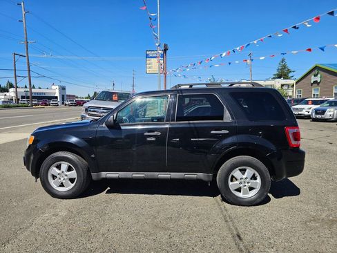 Used 2010 Ford Escape XLT AWD/4WD image 4